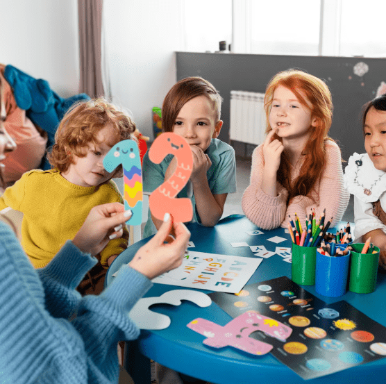 Les jeux de construction qui éveillent l’imagination - Montevia Kids