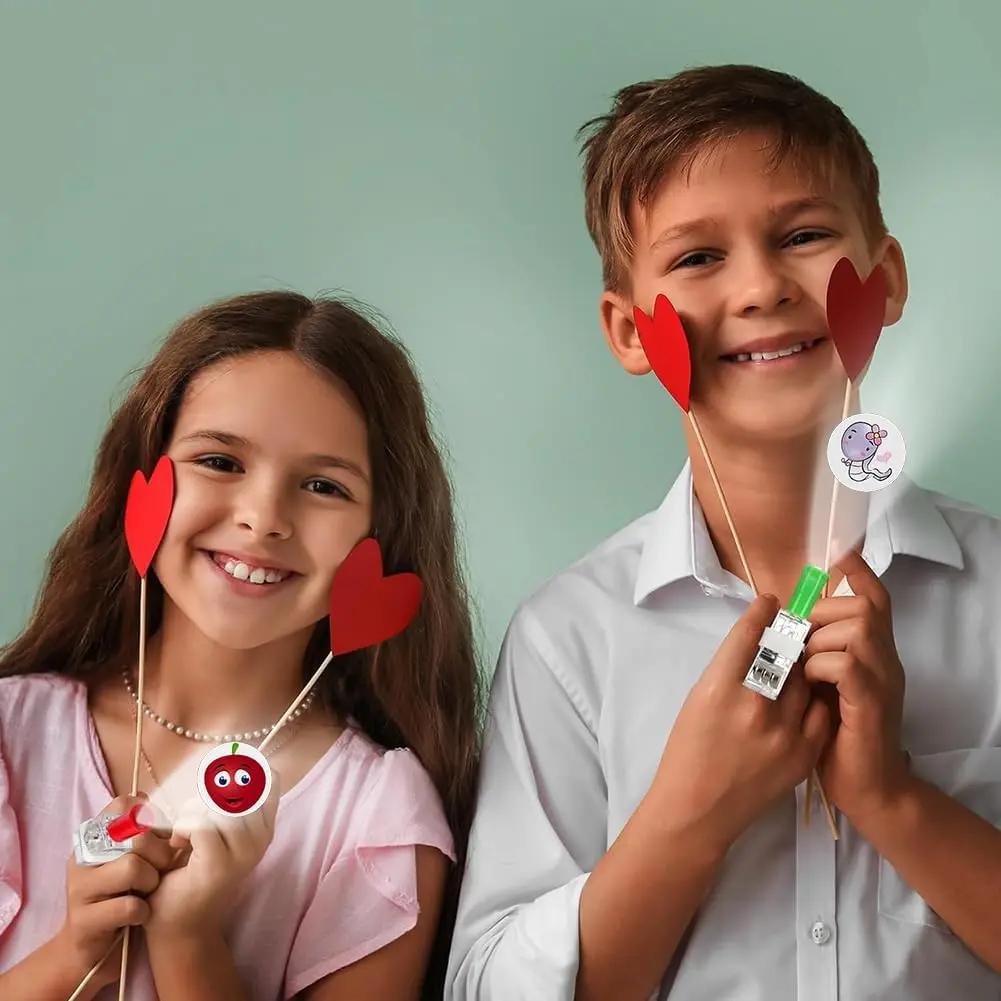 Projection lumières doigt jouets lumineux Montevia Kids