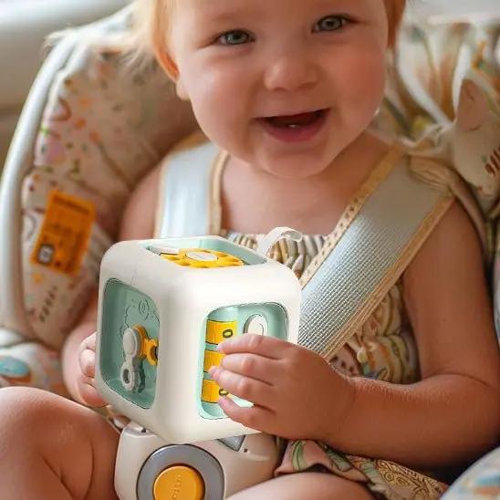 Cube Sensoriel Multi - Actions Montevia Kids™ - Montevia Kids